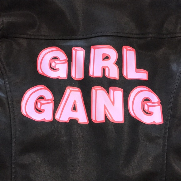 NWOT Girl Gang Black Vegan Leather Jacket with Silver Hardware. Size Medium - Picture 2 of 6